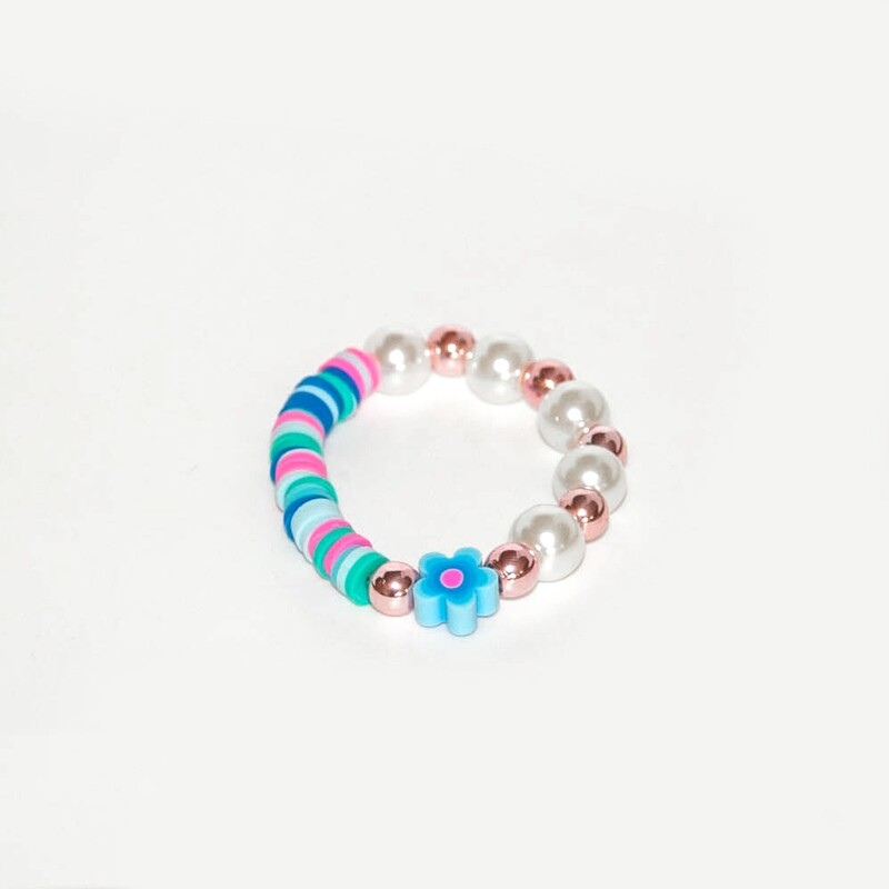 Flower pearl bracelet