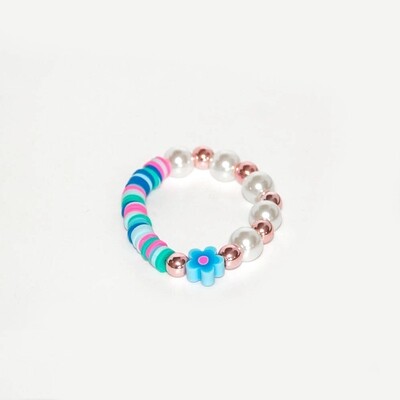 Flower pearl bracelet