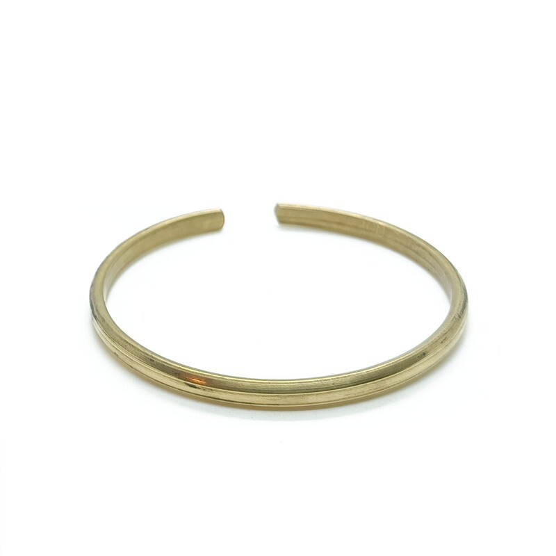Adjustable brass bangle for men and women