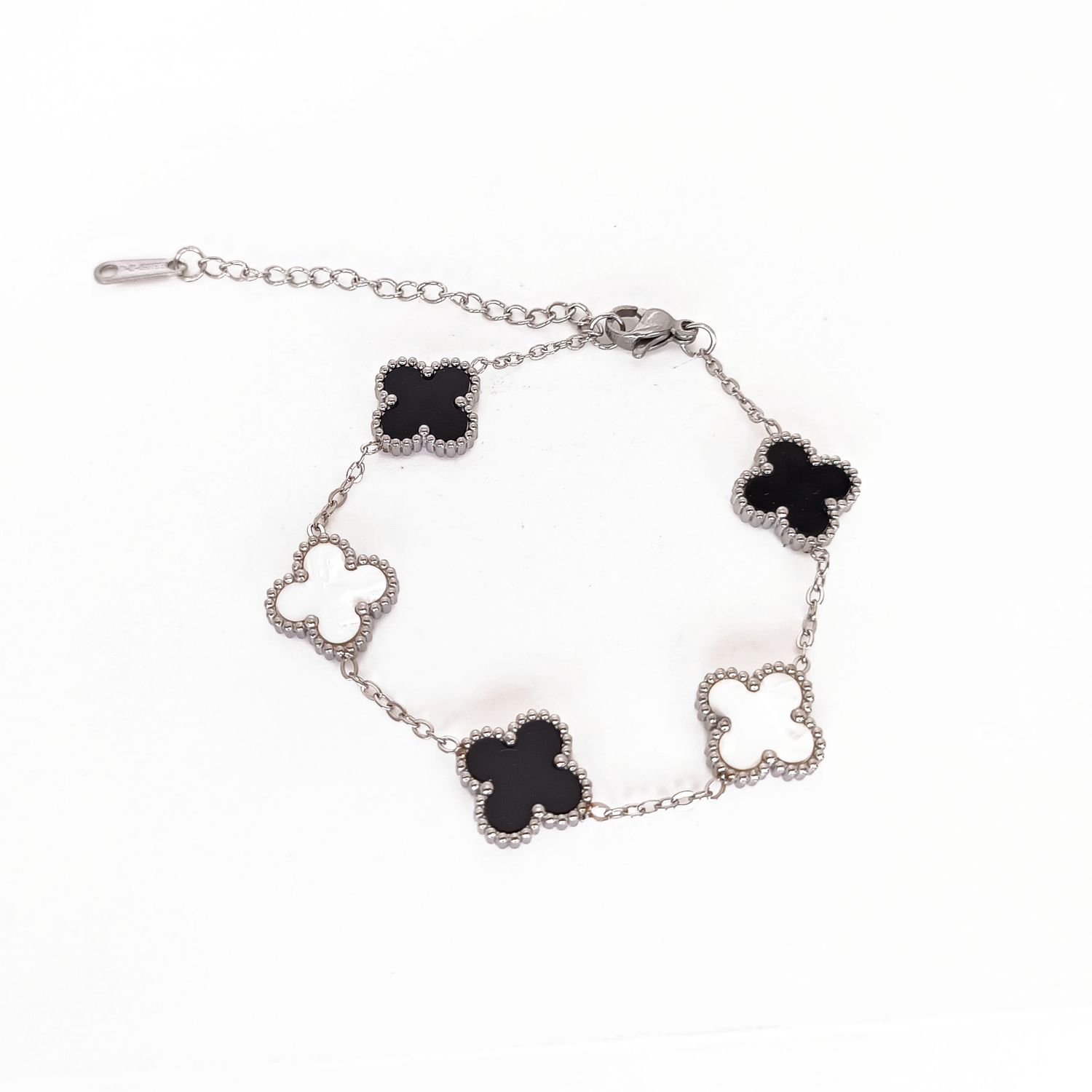 Black &amp; White Clover Bracelet – Silver-Toned Symbol of Harmony &amp; Luck