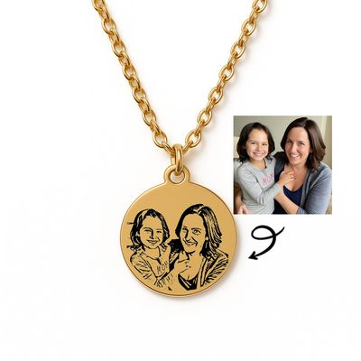 Family &amp; Friends Photo Necklace – Engraved Custom Pendant Keepsake (Gold Tone)