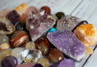Shop by gemstone type – Dainty à la Mode