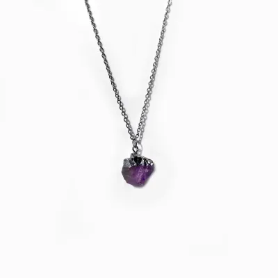 Rough Amethyst pendant gemstone necklace (Silver toned)