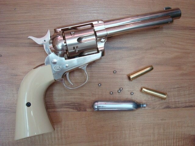Revólver Colt Peacemaker de balines Réplica de arma USA año 1873