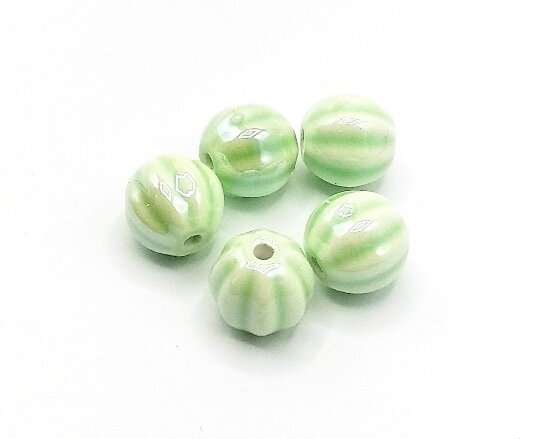 Perla in ceramica Rigata Verde Chiaro 12 mm