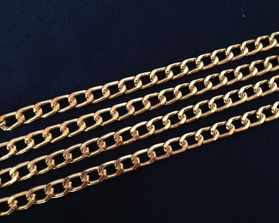 Catena ovale Piatta 4x6 mm Oro 1 Mt
