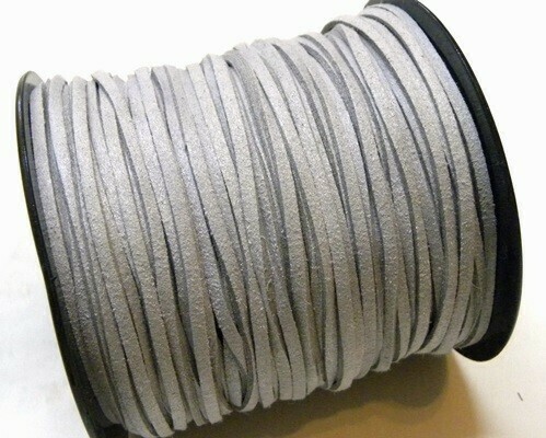Fettuccia di Alcantara Grigio chiaro 2,5 mm