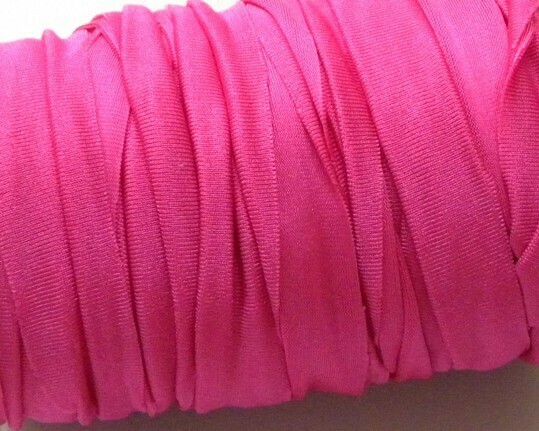 Fettuccia elastica piatta Fuxia 2,5 mt