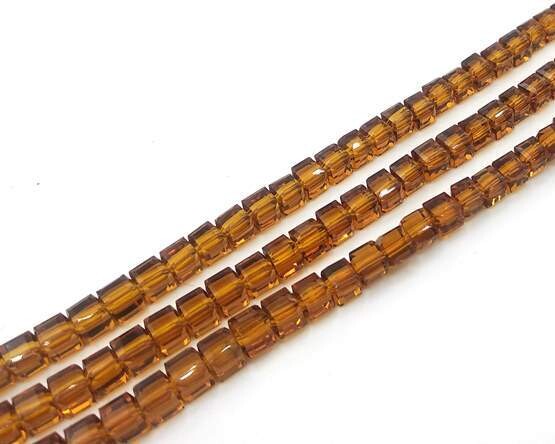 Cristalli Cubo 4x4 mm Topazio