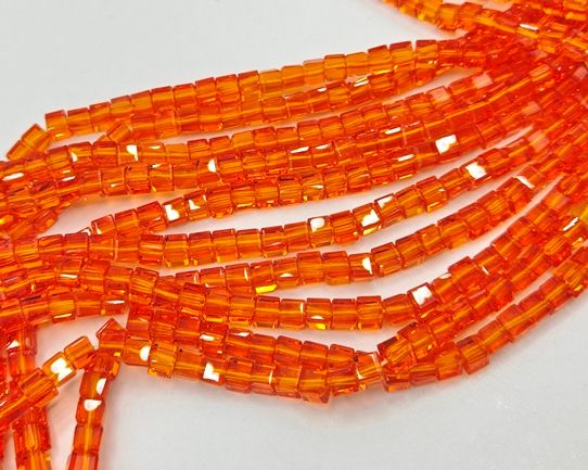Cristalli Cubo 4x4 mm Arancio