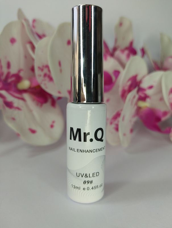 Mr Q Liner Gel - White 09