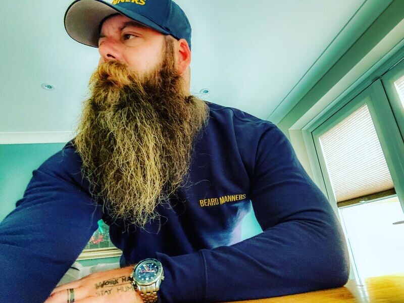 BEARD MANNERS SWEATER