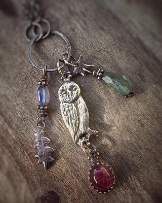 Owl totem pendant in silver with tourmaline, kyanite and apatite