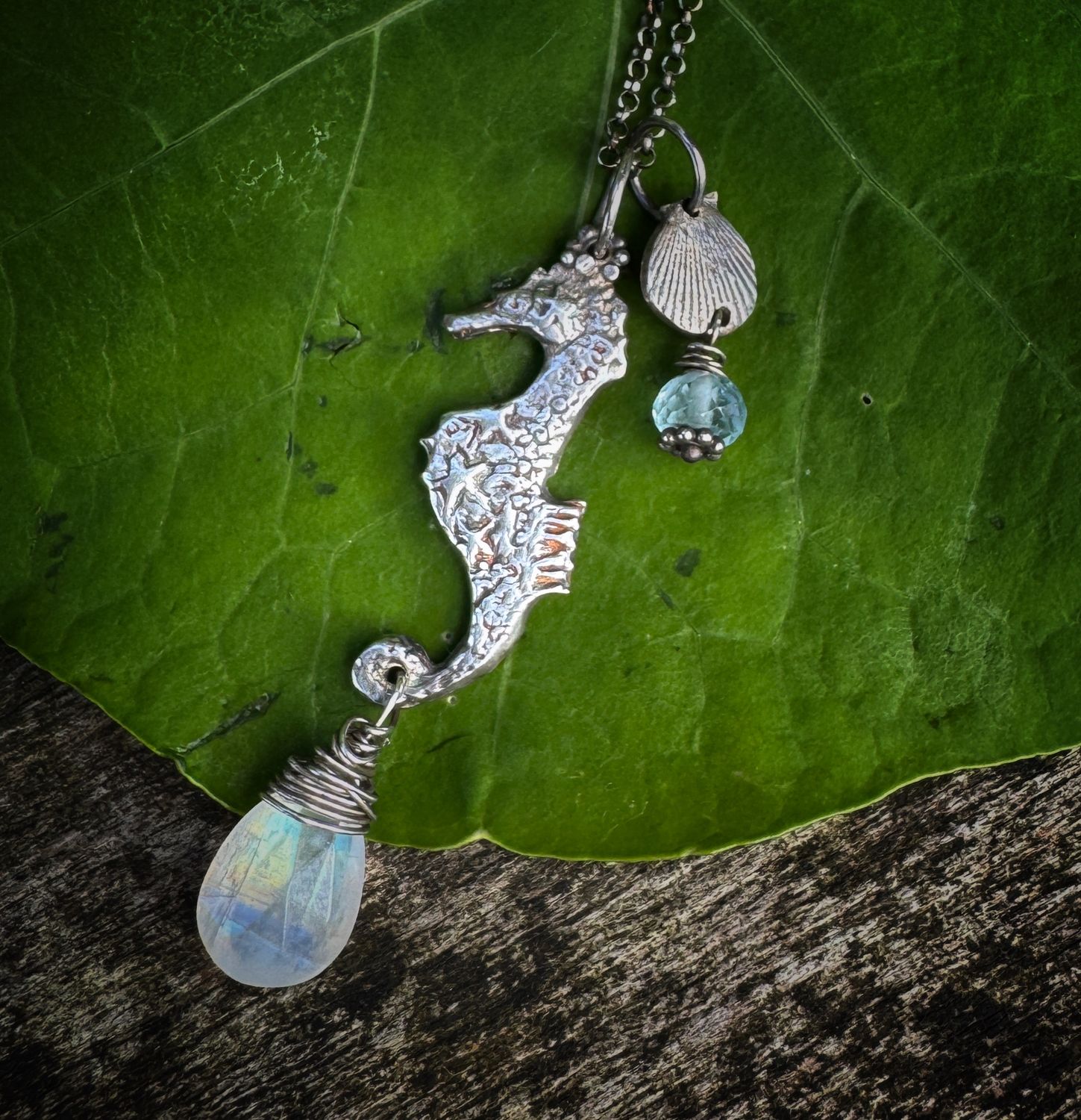 Seahorse pendant