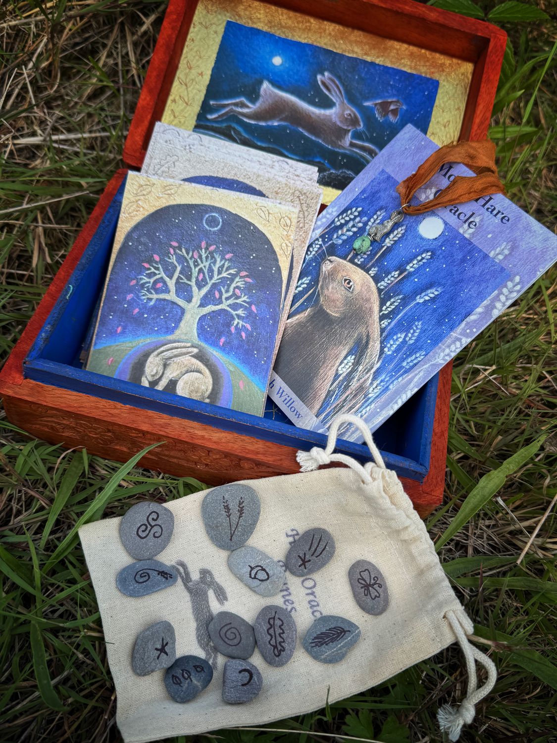 This is the limited edition special Hare Oracle