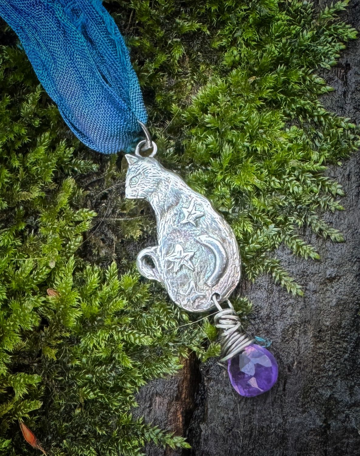 Star Cat Ribbon Pendant