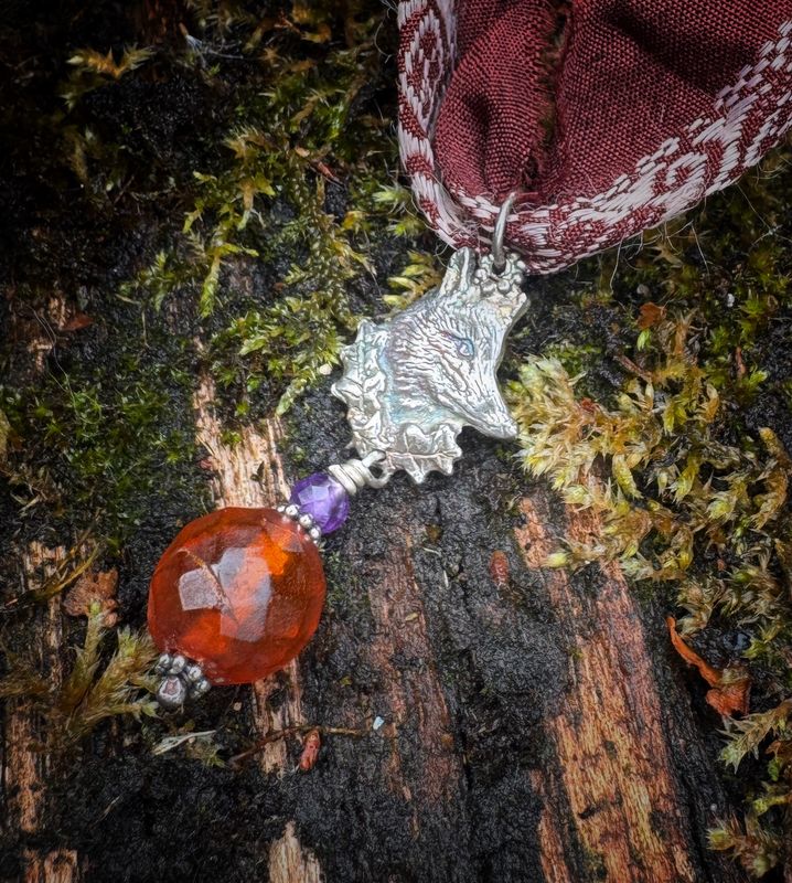 Fox Ribbon Pendant