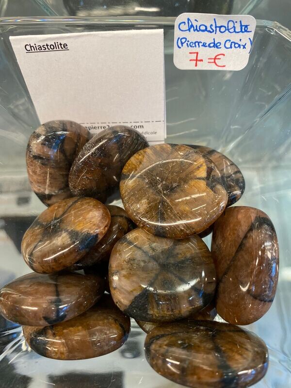 Pierre Plate - Chiastolite