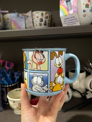 Garfield mug(يوجد خلل بسيط بالطباعة)