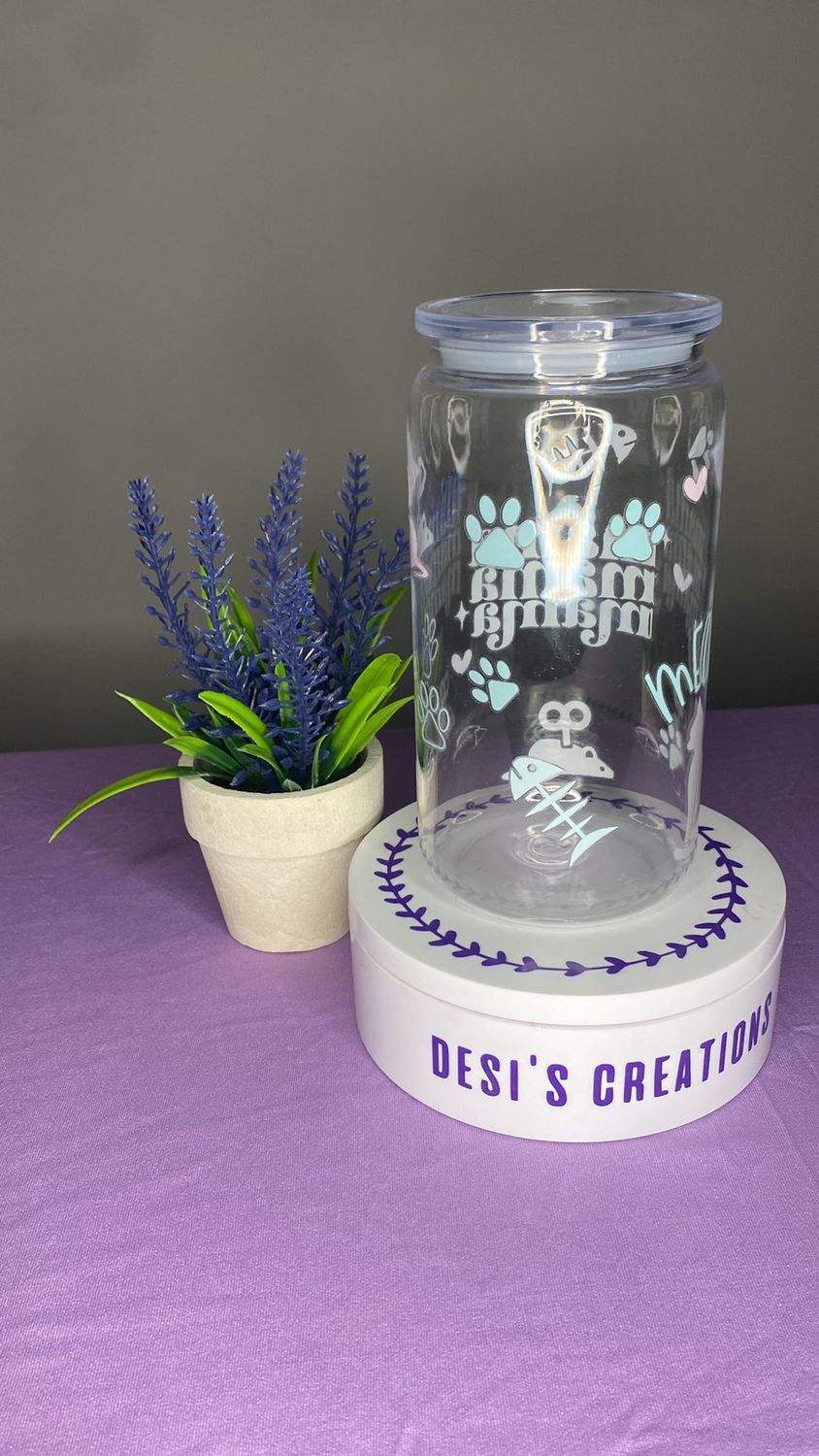Meow Mom Plastic Chic Can cup
