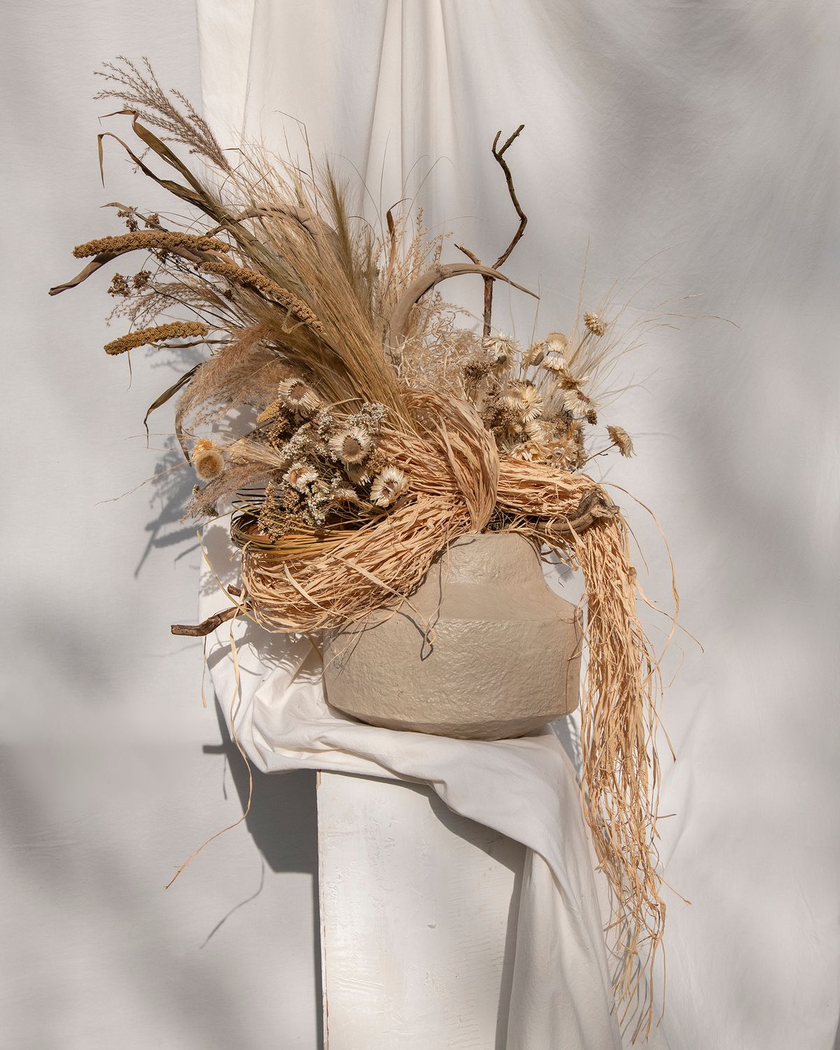 BARCHAN VASE