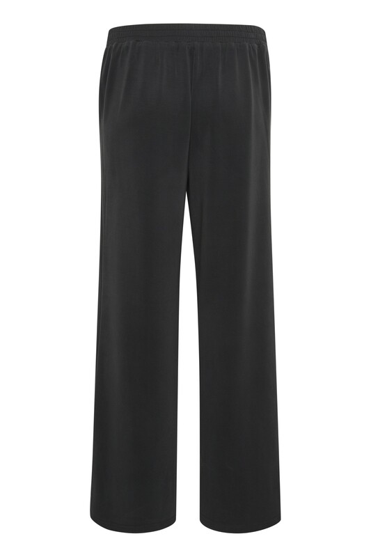 10704112 Black