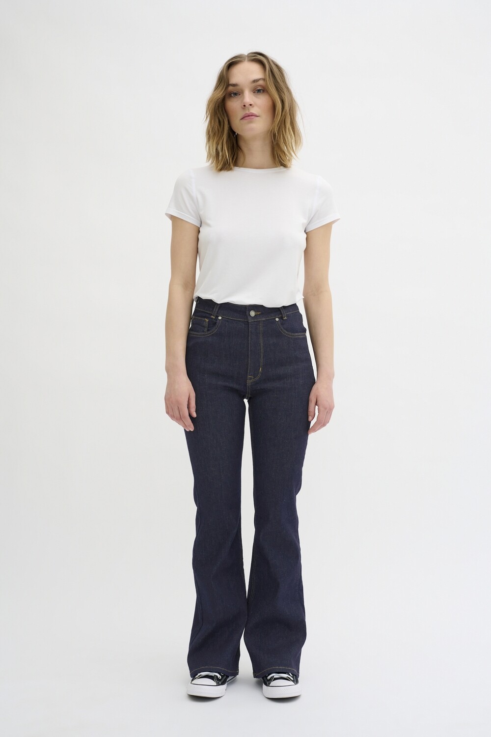 10704358 Dark Blue Un-Wash