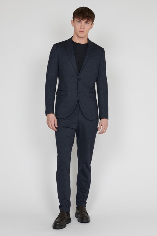 30205543 Deep Navy
