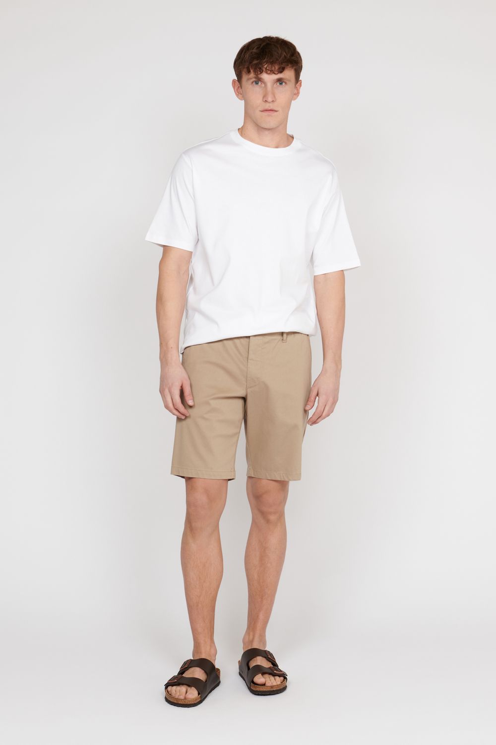 30207368 Plaza Taupe
