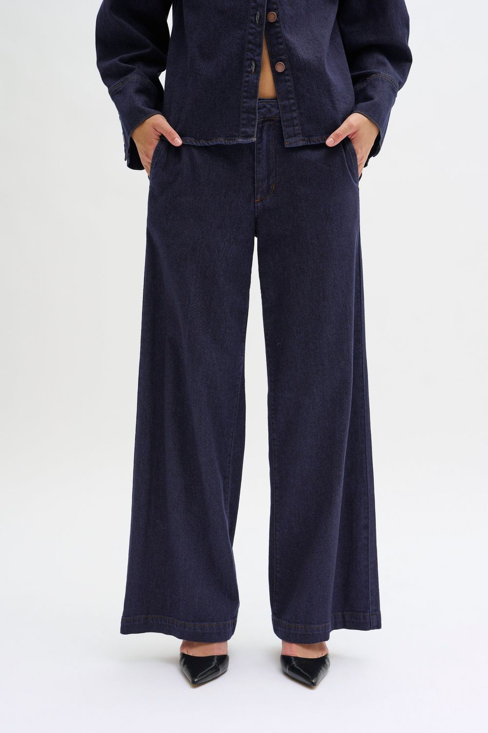 10704538 Dark Blue Un-Wash
