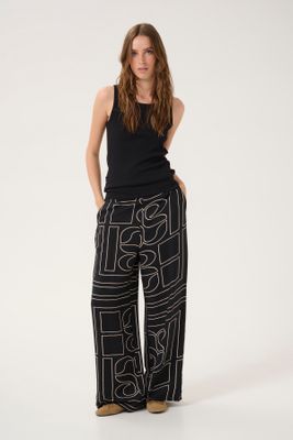 10704578 Black AOP