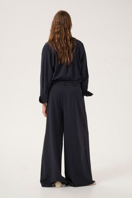 10704999 Dark Sapphire Blue W. stripe