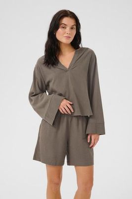 10704714 Walnut