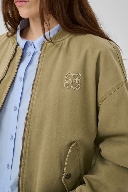 10705439 Light Capers Washed