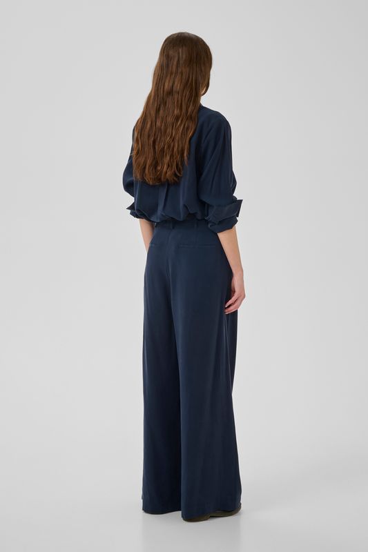 10705433 Dark Sapphire Blue