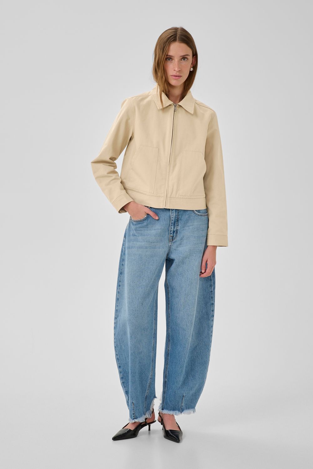 10705271 Feather Beige