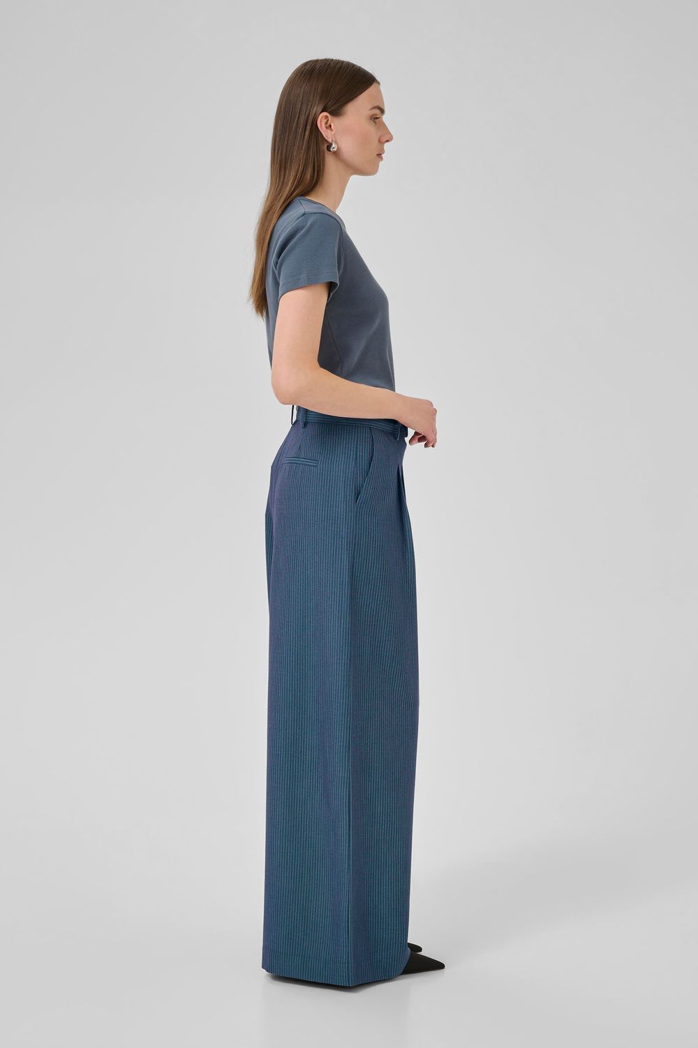 10704999 Dark Slate W. Stripe
