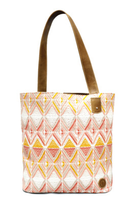 Peach & Beige Textile Shoulder Bag Peach & Beige Textile Shoulder Bag