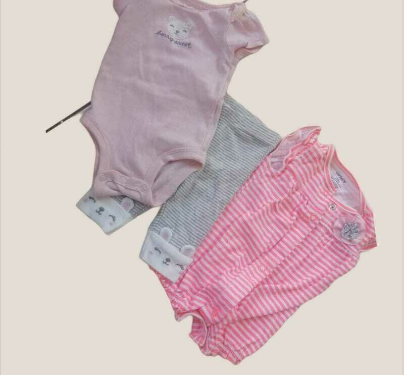 Pantalón y mamelucos para niña