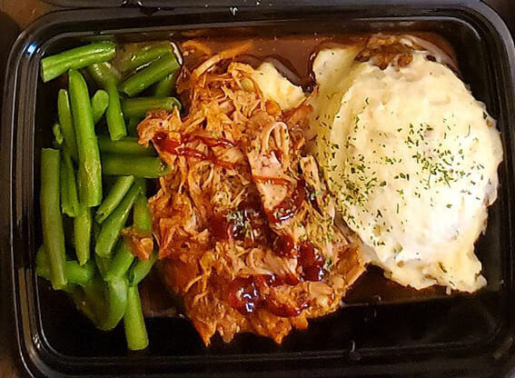 Pulled Pork w/ Mashed Potatoes and Green Beans
