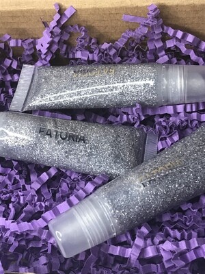 “Iccy” &amp;’ “Vivian” Lipgloss