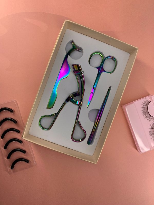 KIT DE ARQUEADOR DE PESTAÑAS Y COLOCACIÓN