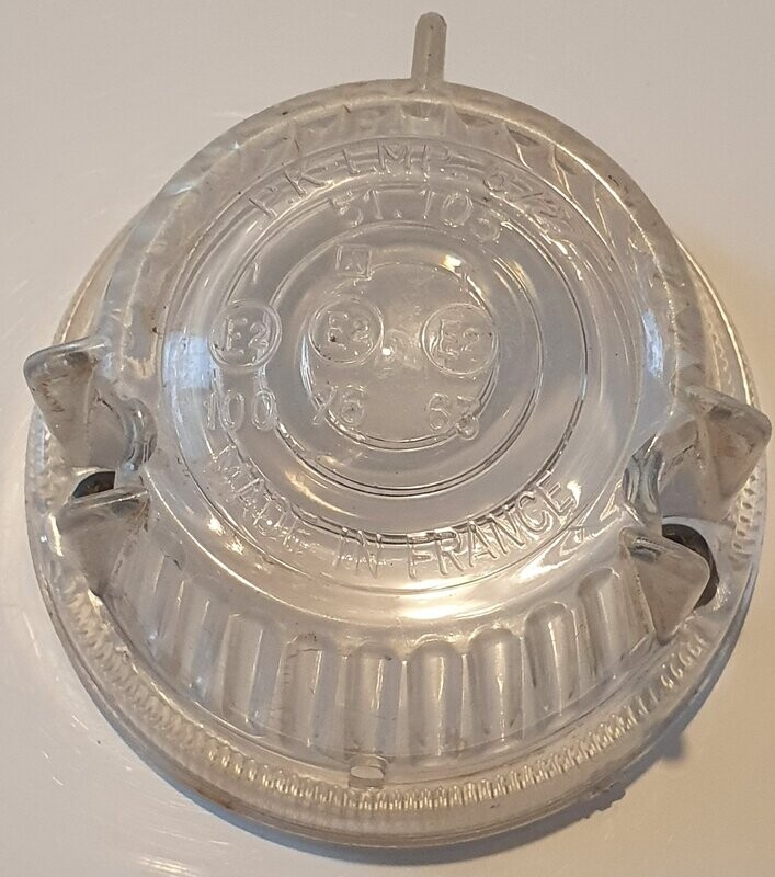 Cabochon transparent Renault
