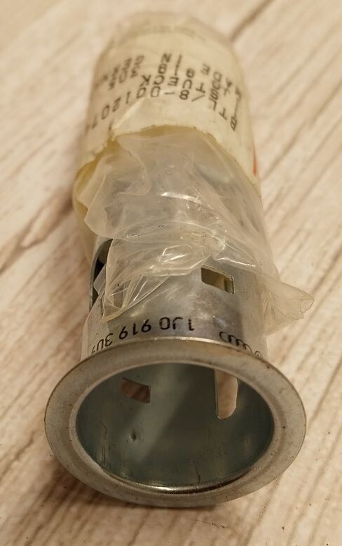 Boitier allume-cigare Audi 100