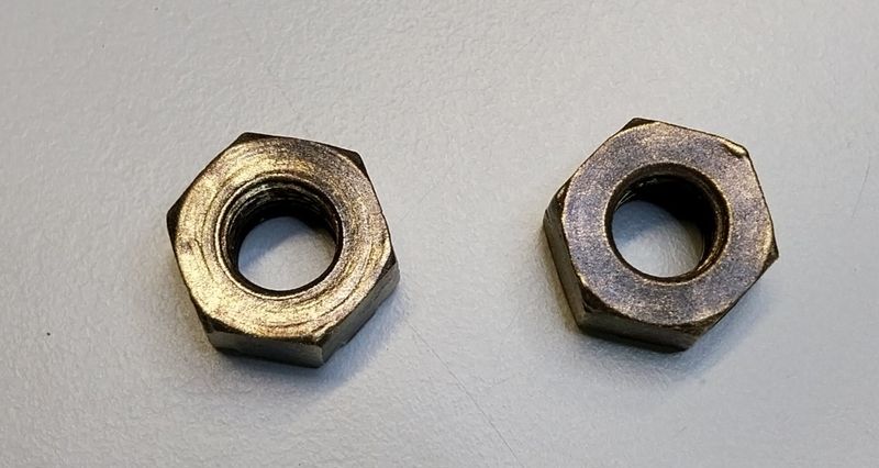 Paire écrous de pipe échappement 203 / 403 Peugeot