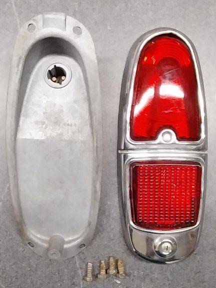 Feux arrière droit 403 Peugeot