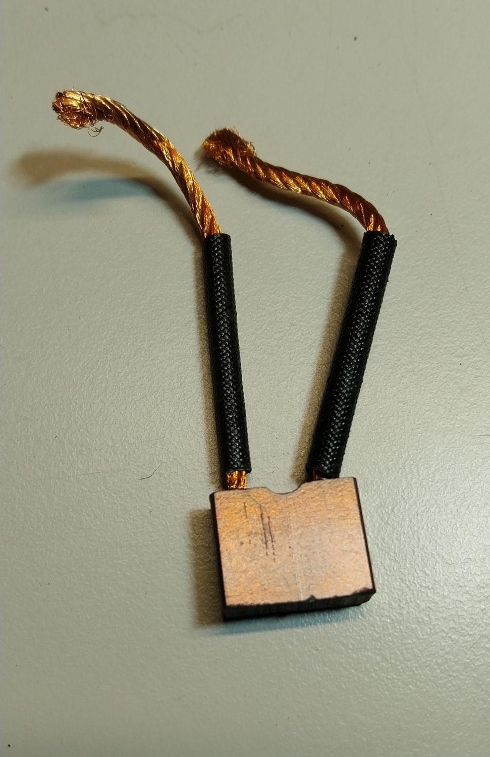 Balai de charbon neuf pour démarreur