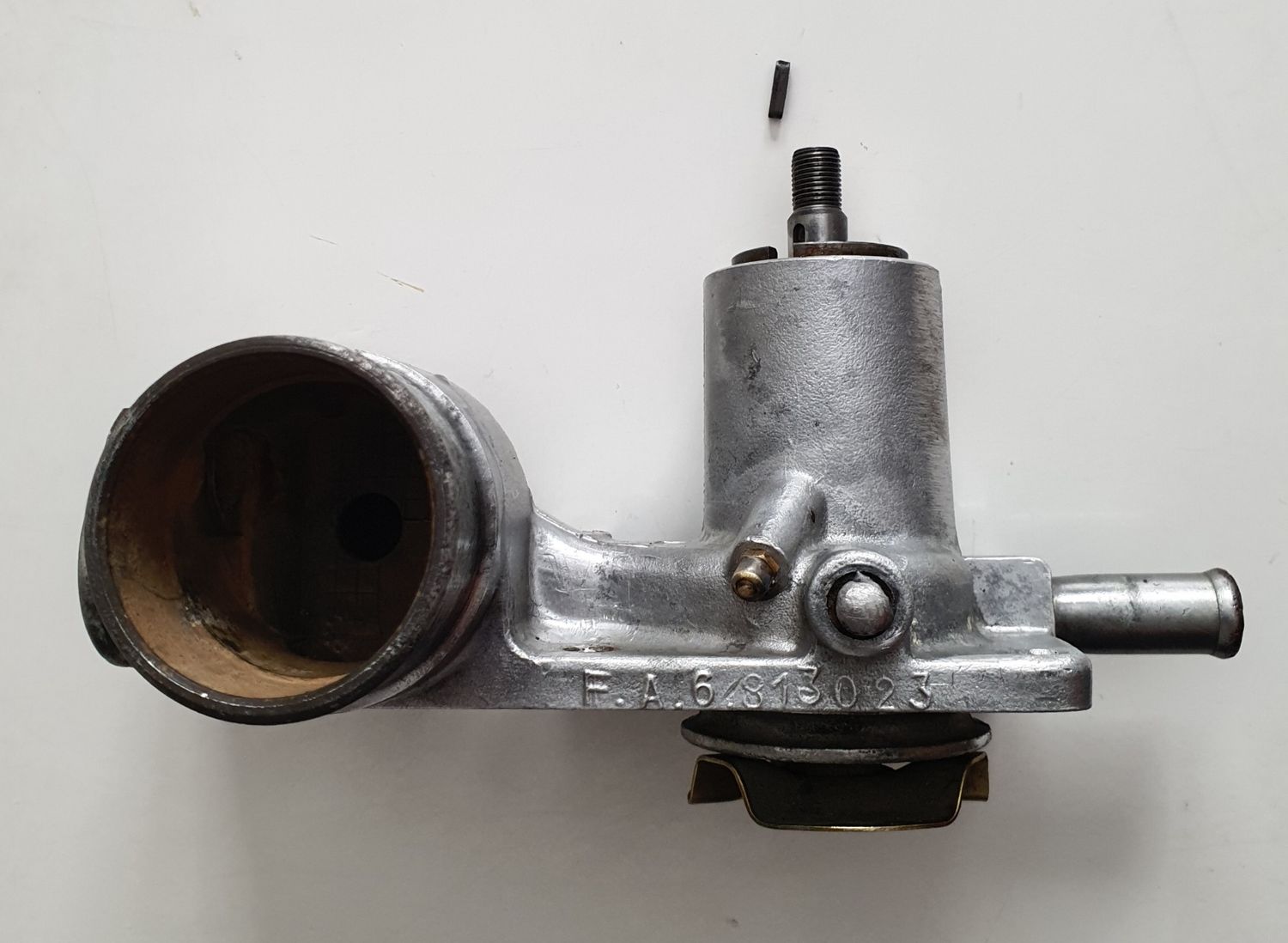 Pompe à eau 203 Peugeot