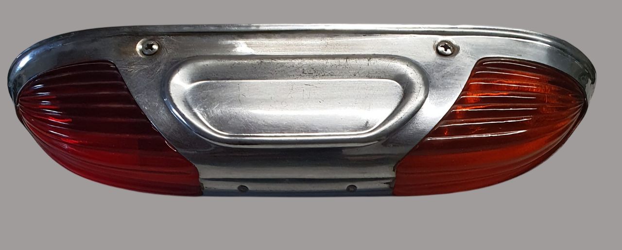 Eclairage complet malle arrière 203 Peugeot 1ère génération