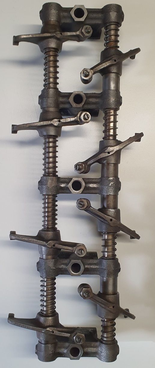 Rampe de culbuteur 203 Peugeot